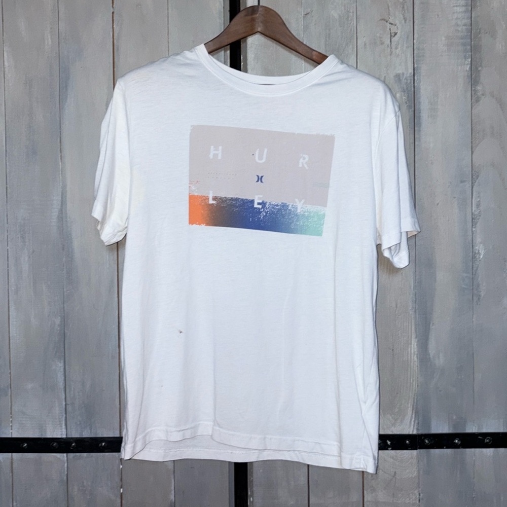 Hurley light blue/white t-shirt
Hurley t-shirt